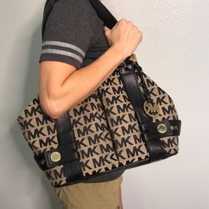 Michael Kor Shoulder Bag